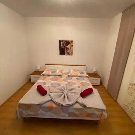 Apartments Lovely Croatia Bol Esterno foto