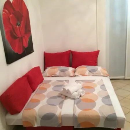 Apartments Lovely Croatia Bol Esterno foto