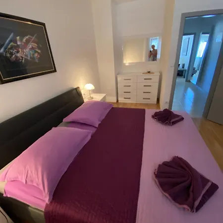 Apartments Lovely Croatia Bol Esterno foto