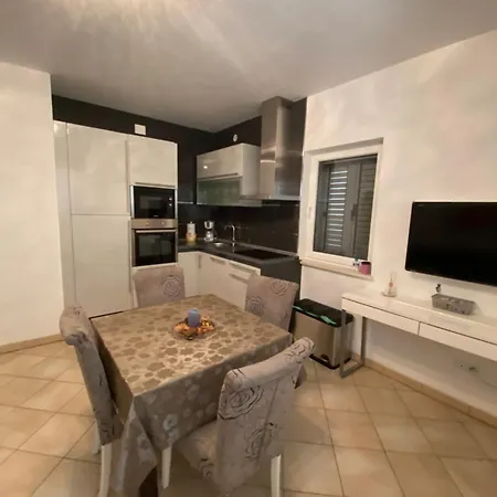 Apartments Lovely Croatia Bol Esterno foto