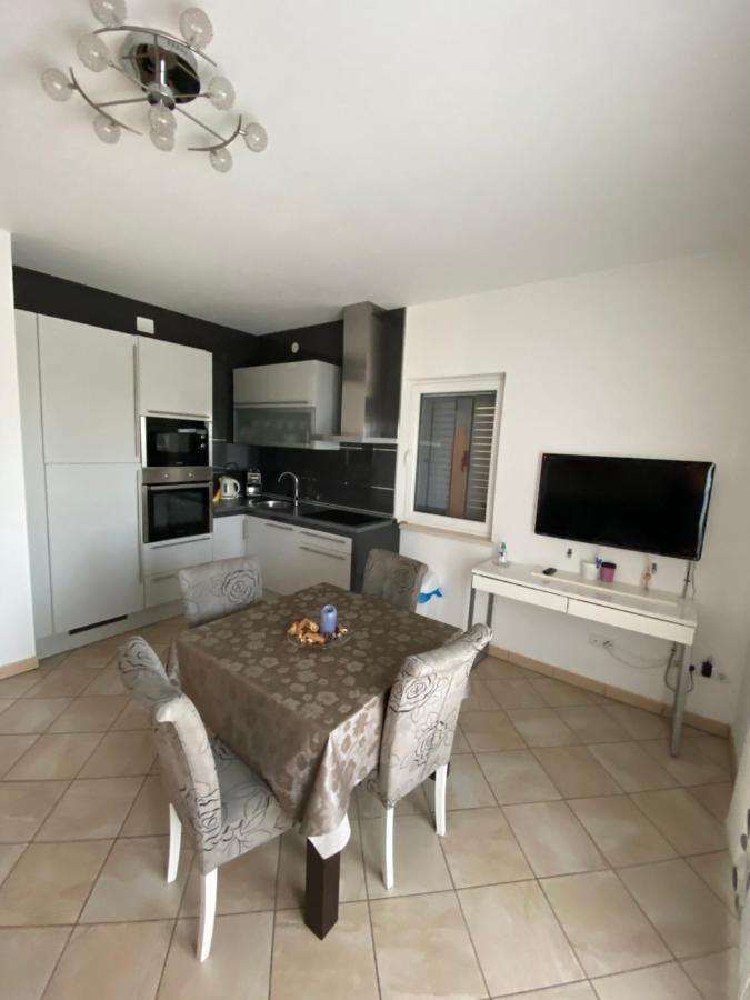 Lovely Croatia Apartman *