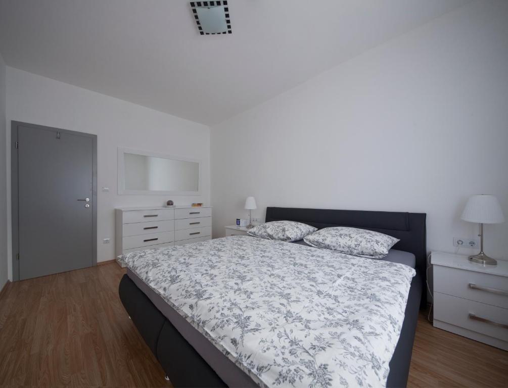 Lovely Croatia Apartment Bol